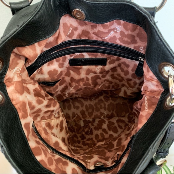 B. Makowsky Black Leather Shoulder Bag - Picture 15 of 15